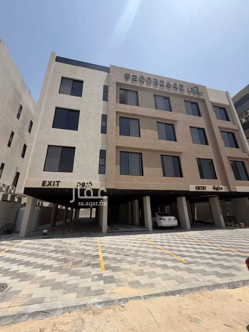 4 bedroom apartment in Az Zuhur, Eastern Province 4