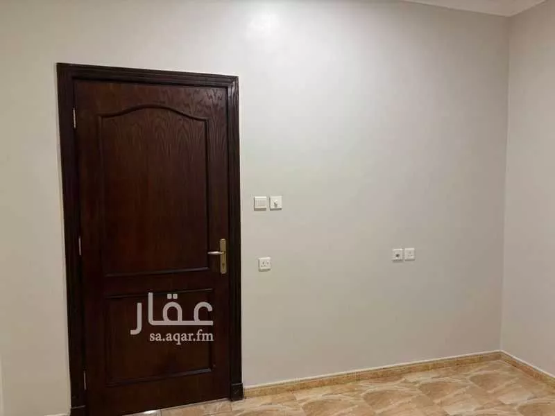 عمارة 600 م² في طيبة 2
