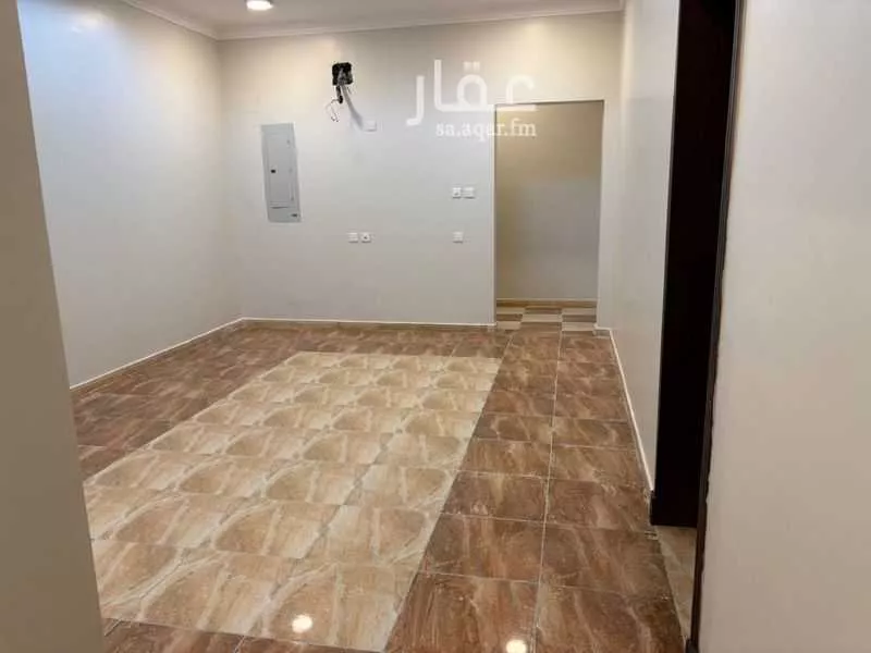 عمارة 600 م² في طيبة 8