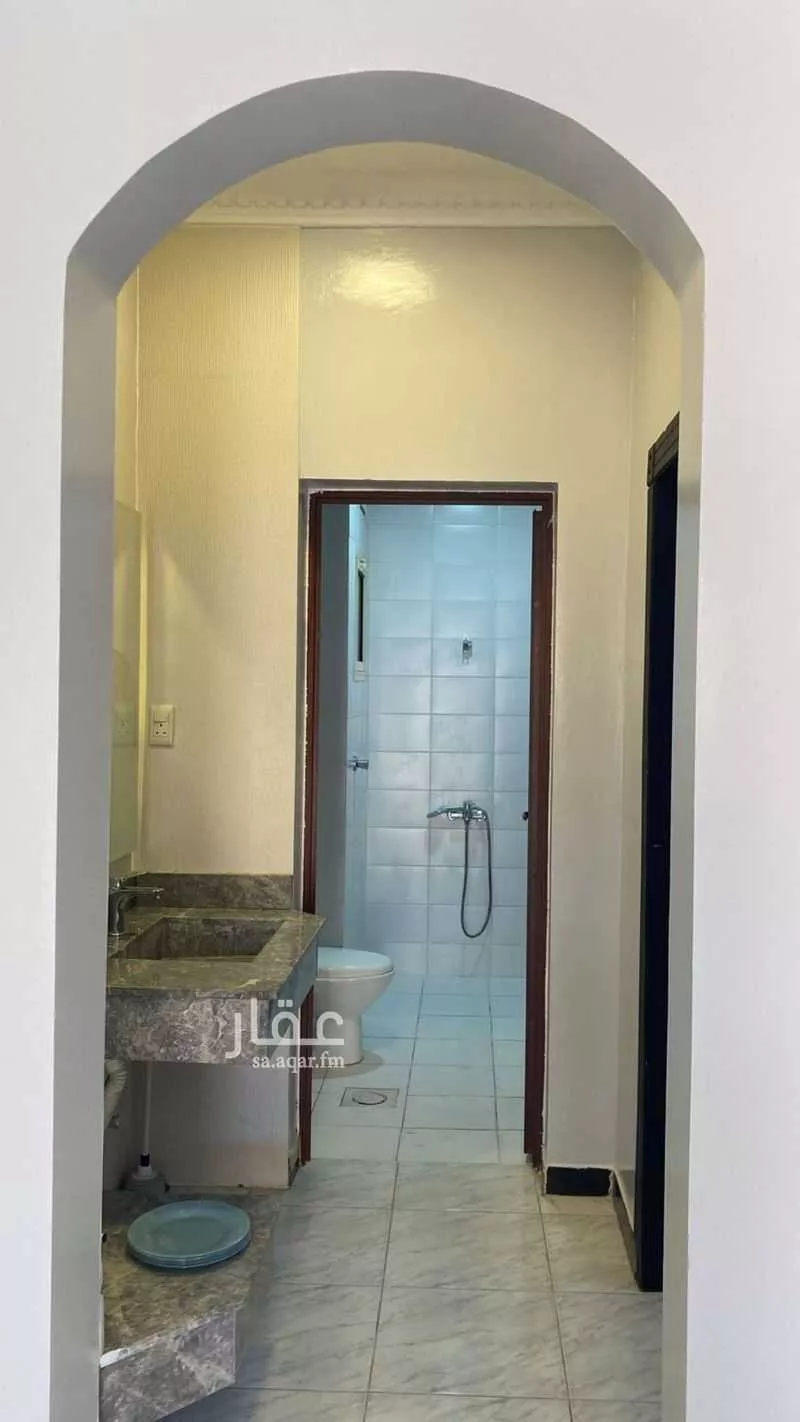 فيلا 5 غرف في احد 3