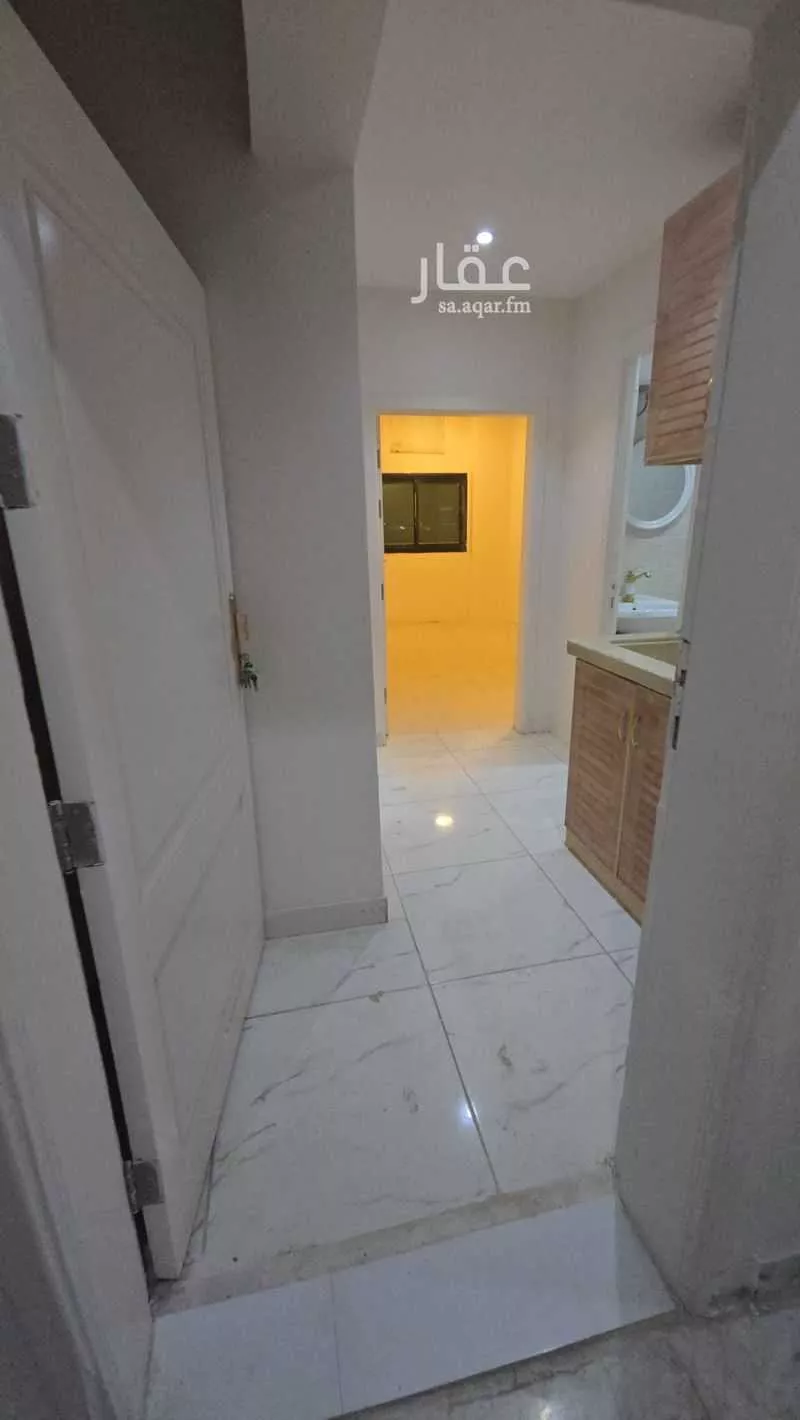 2 bedroom apartment in Bani Dhafar 5