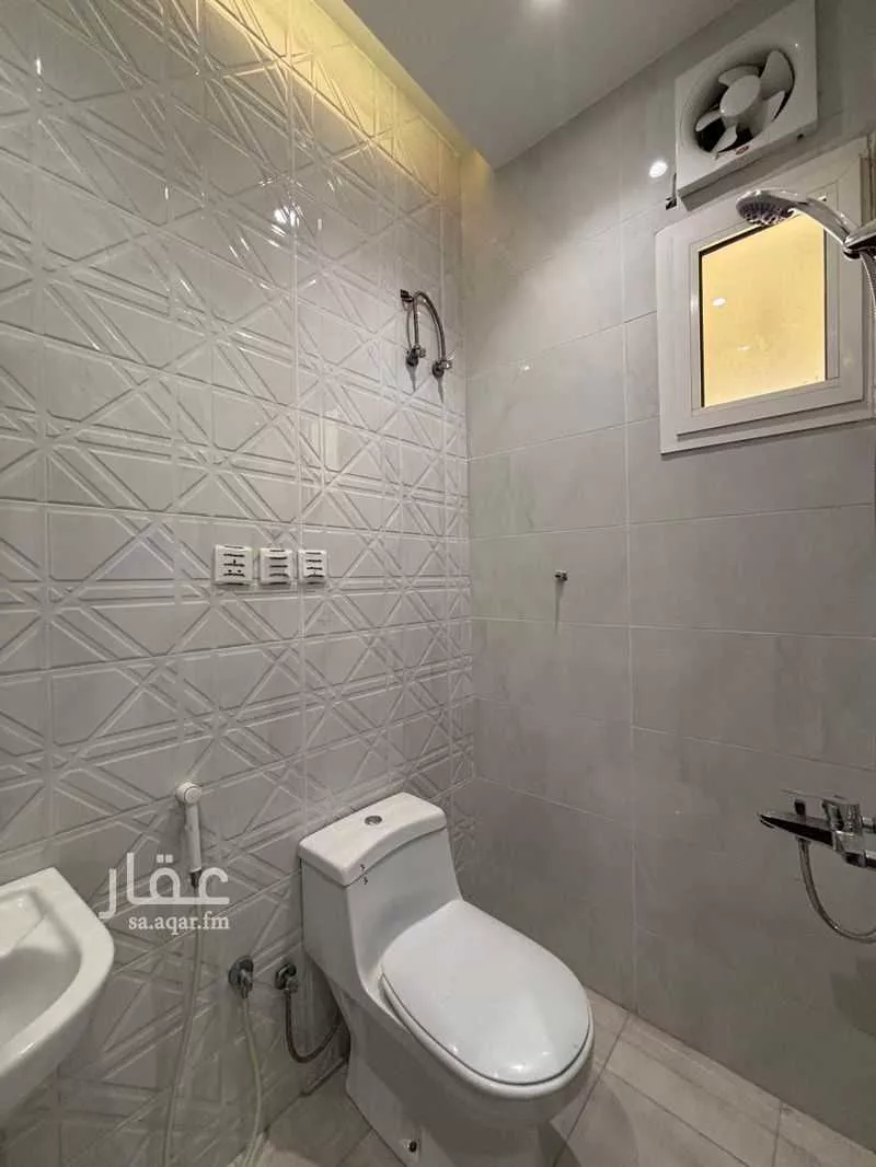 فيلا 5 غرف في الفروسية 8