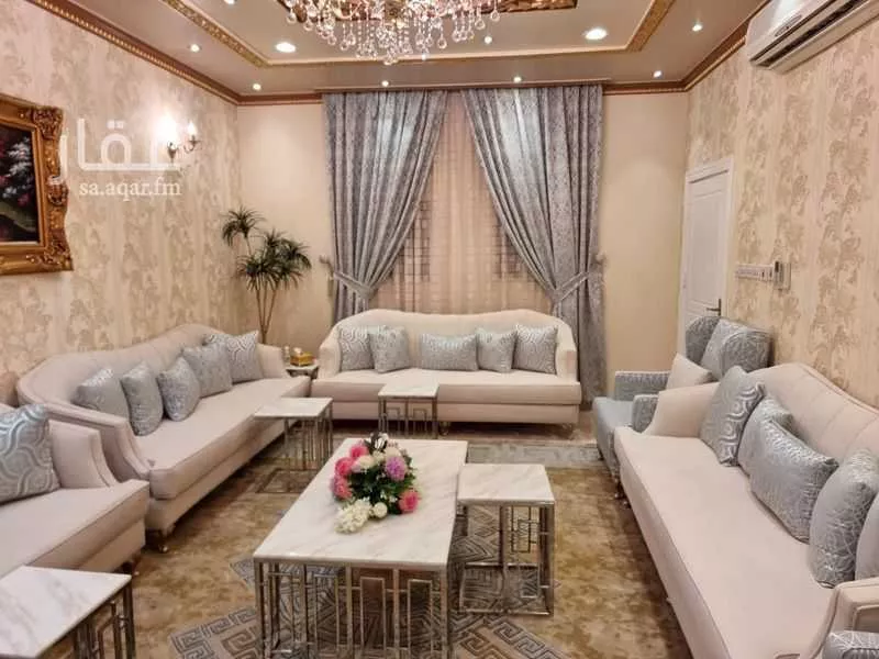 فيلا 5 غرف في الملك فهد 10