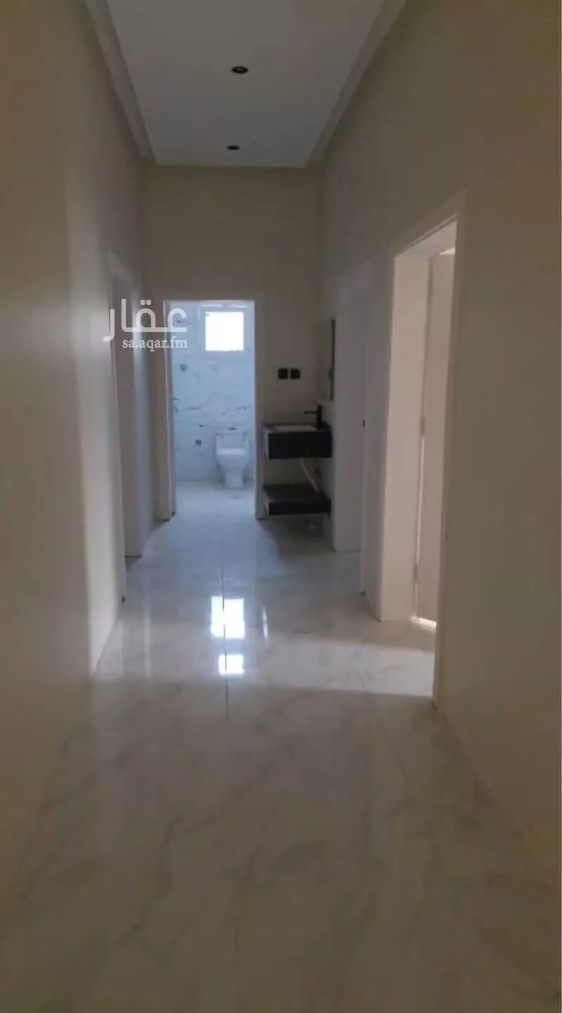 فيلا 5 غرف في الملك فهد 3