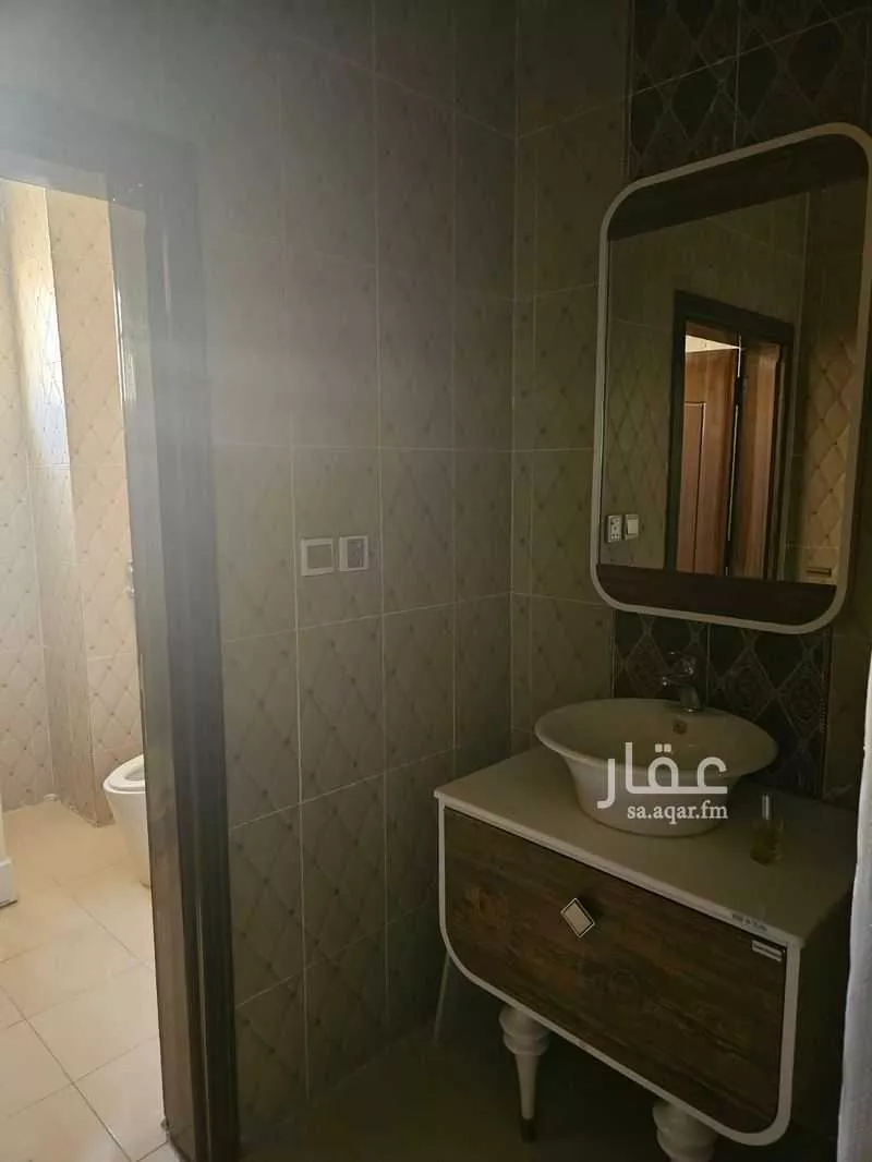 فيلا 7 غرف في الملك فهد 10