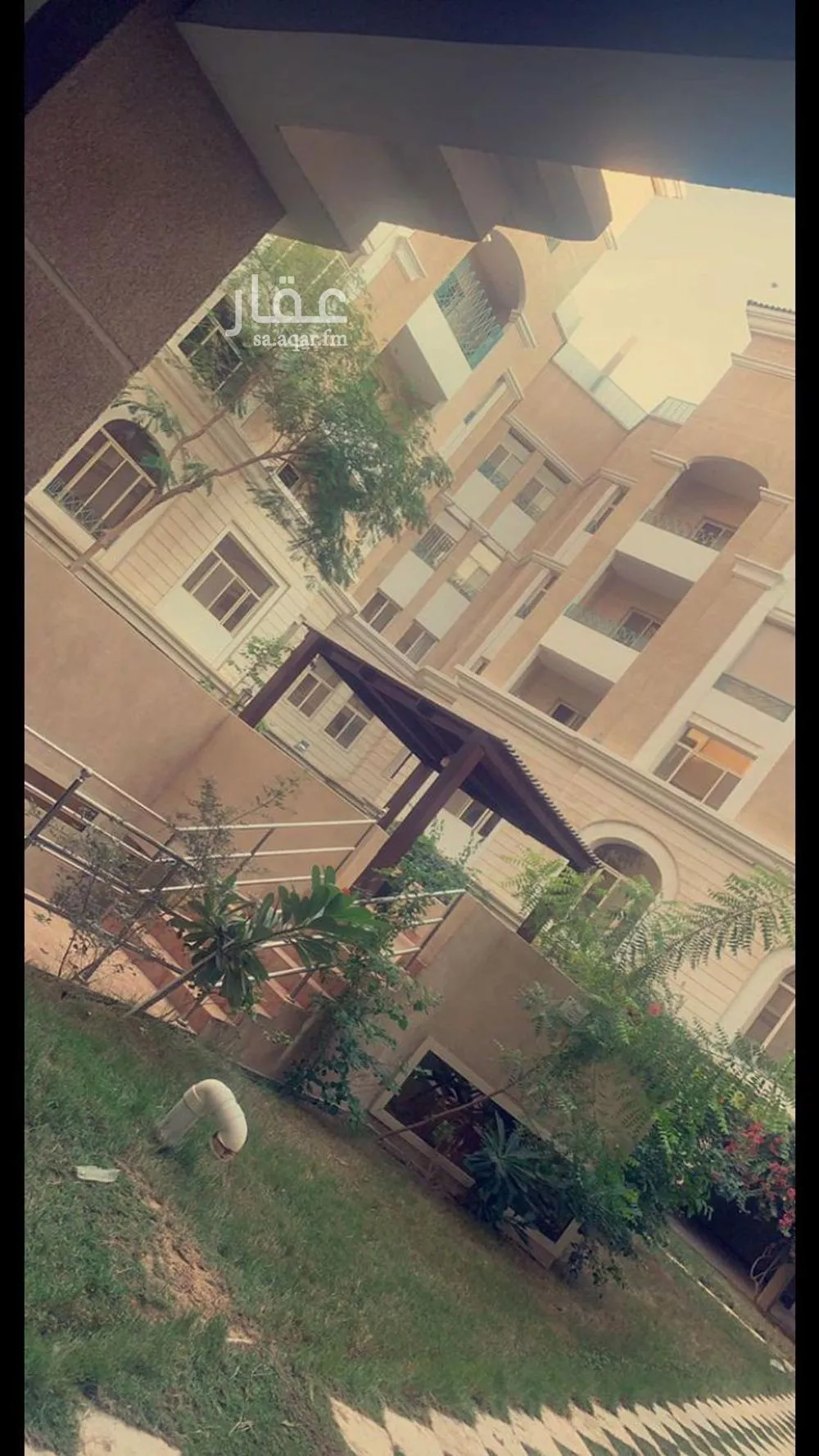 فيلا 4 غرف في الحمرا 5
