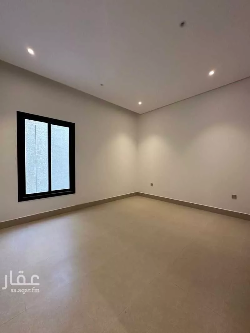 فيلا 4 غرف في الرمال 10