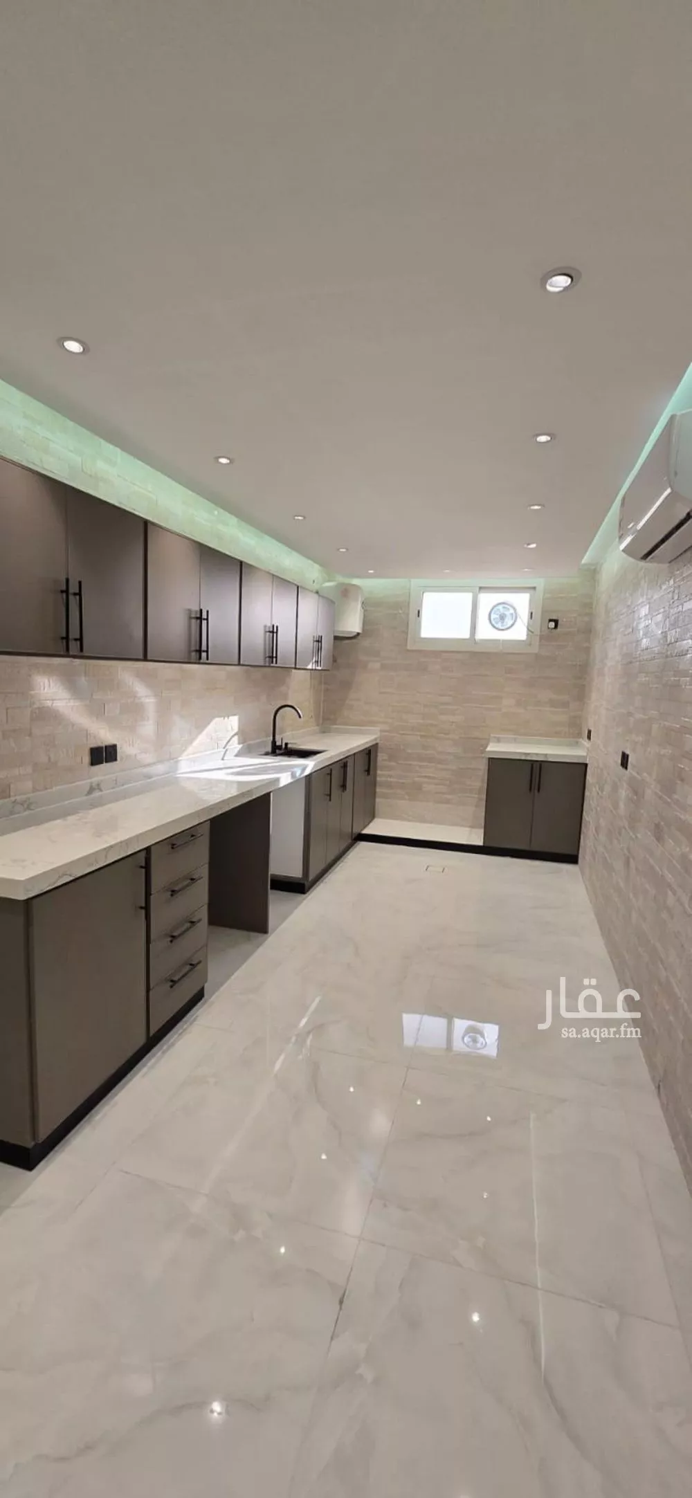 2 bedroom apartment in Al Aqiq 3