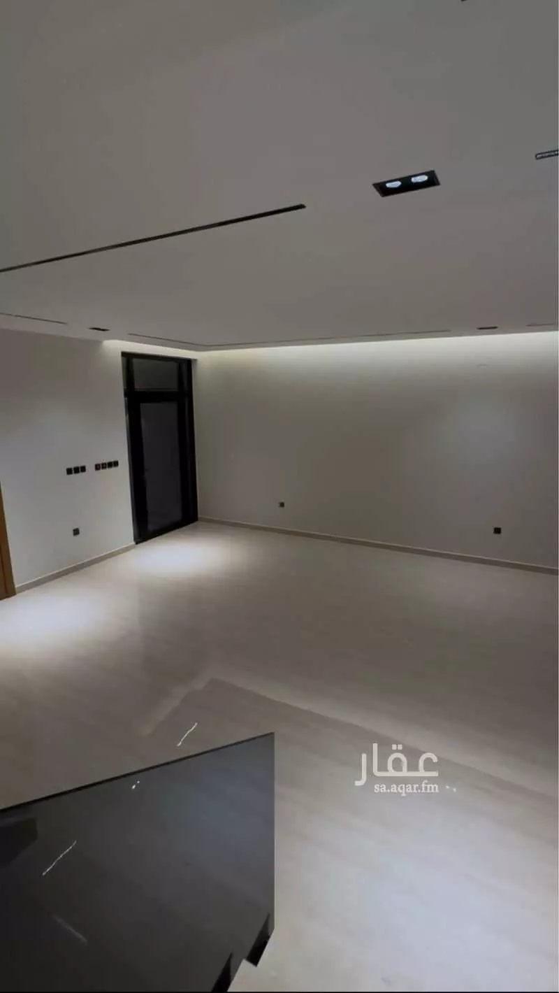 فيلا 6 غرف في العارض 6