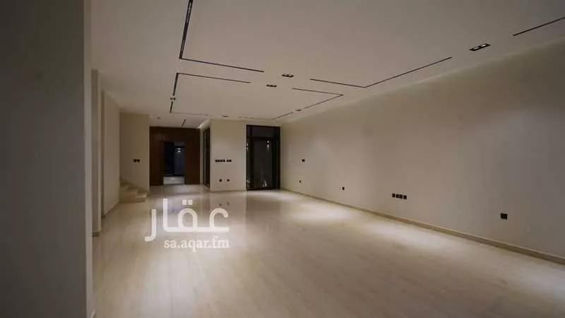 فيلا 6 غرف في العارض 8