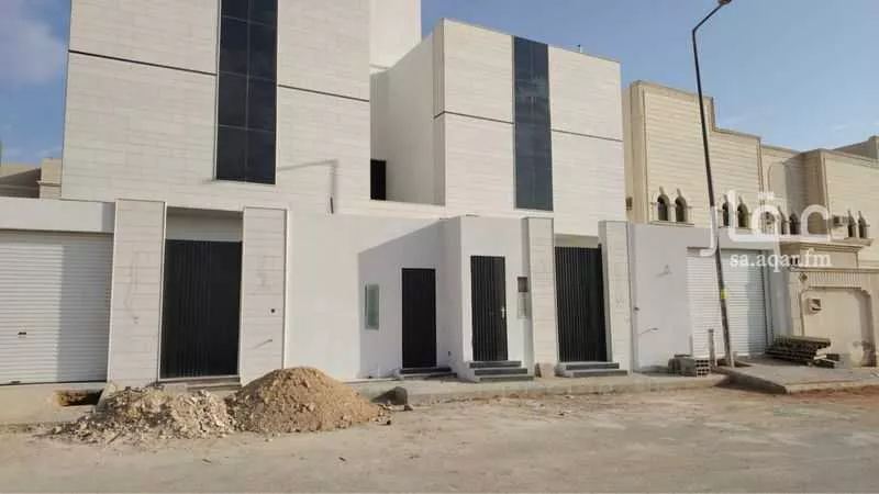 فيلا 7 غرف في العريجاء الوسطى 3