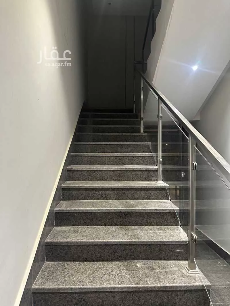دور 4 غرف في النرجس 17