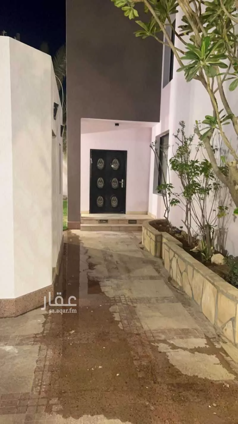 فيلا 5 غرف في النخيل 8