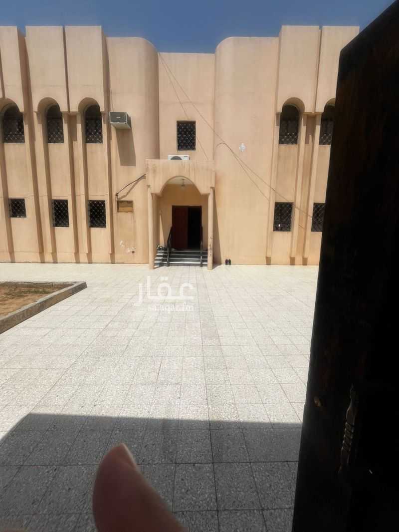 فيلا 4 غرف في القدس، الرياض 3