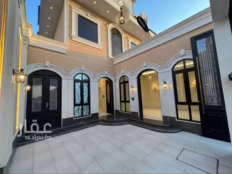 7 bedroom villa in Al Khaleej 2