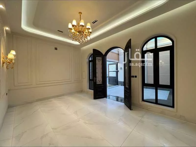 7 bedroom villa in Al Khaleej 4