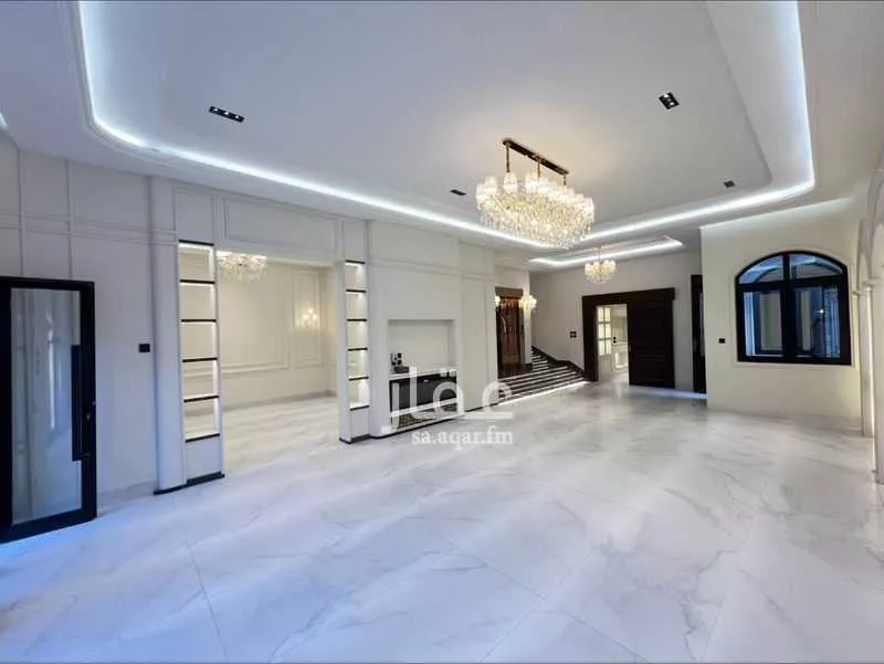 7 bedroom villa in Al Khaleej 5