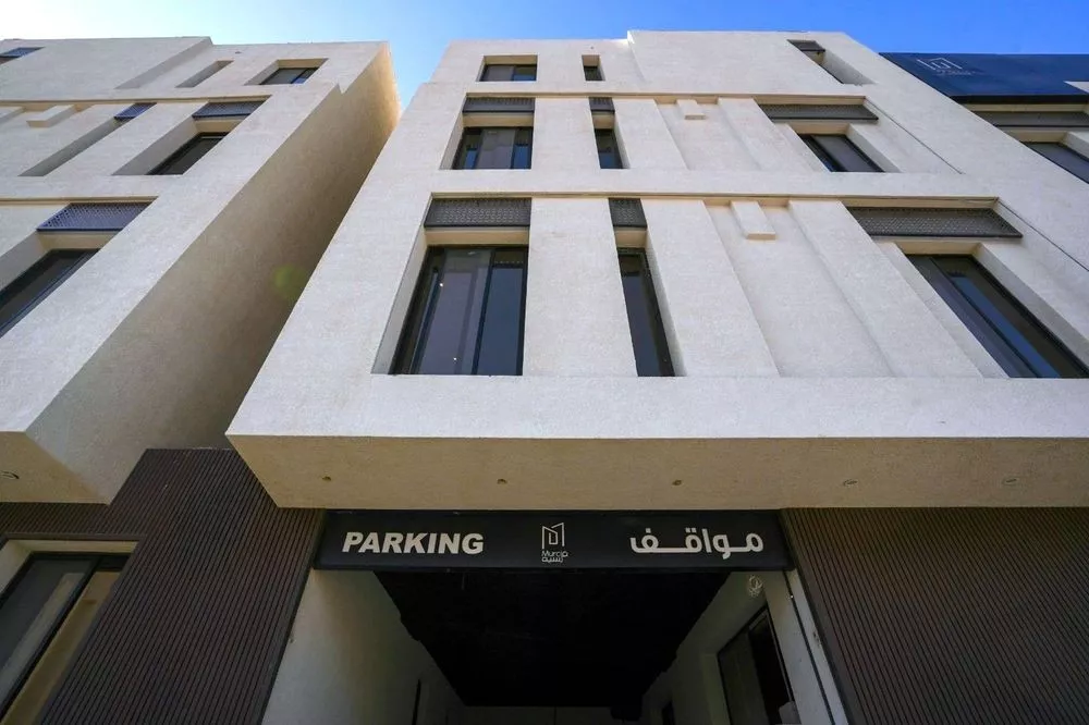 3 bedroom apartment in Al Qairawan 2