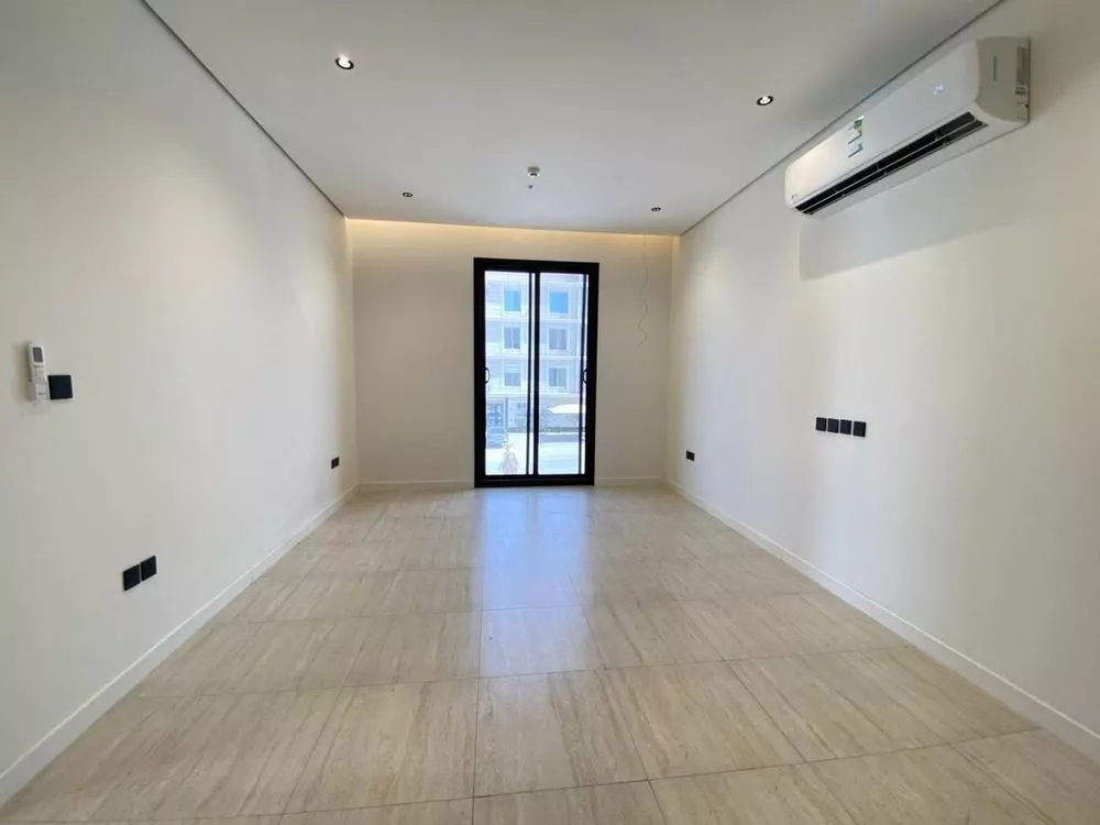 3 bedroom apartment in Al Qairawan 7