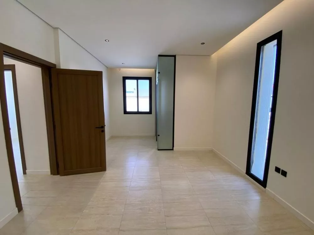3 bedroom apartment in Al Qairawan 9