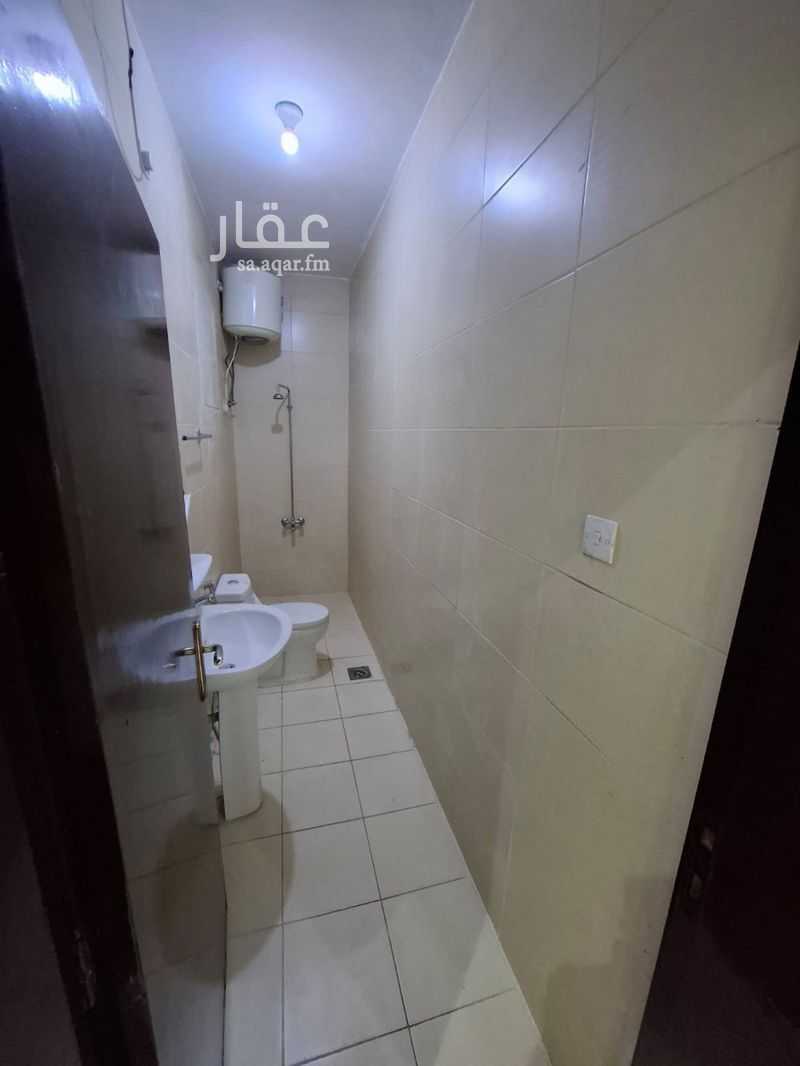 2 bedroom apartment in Al Mathar Ash Shamali 7