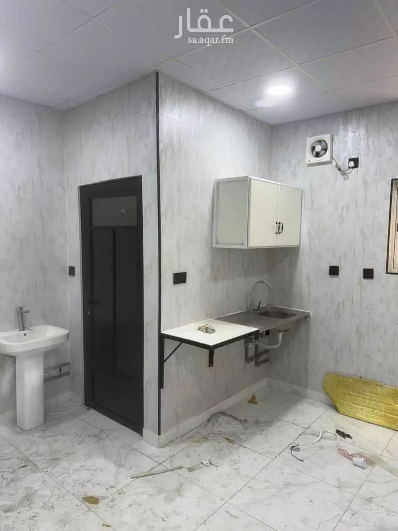 عمارة 325 م² في الثقبة 5