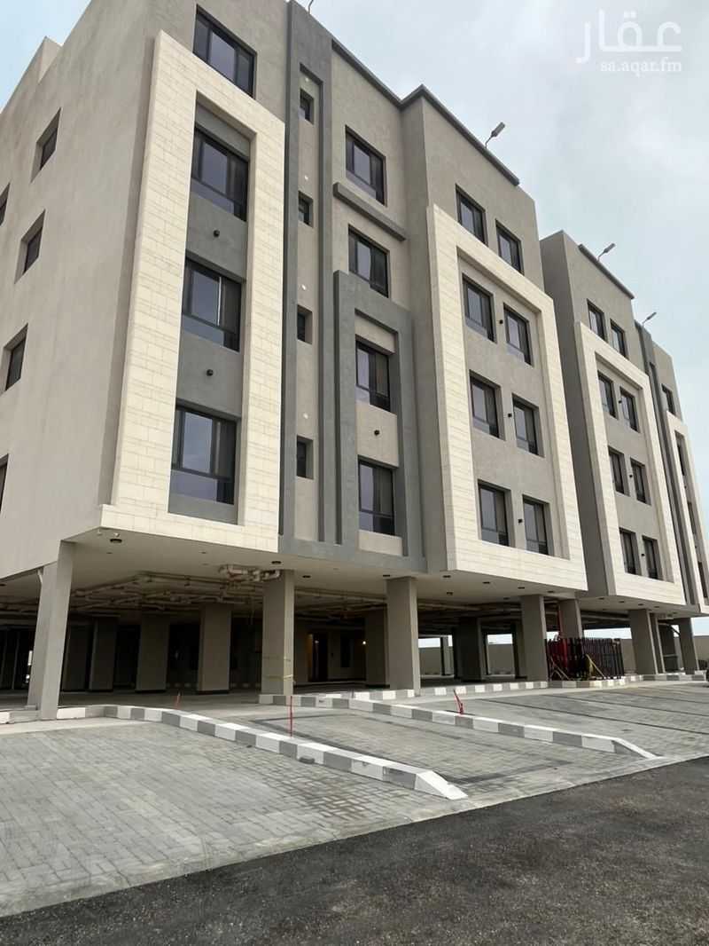 5 bedroom building in Al Hamra, Eastern Province 4