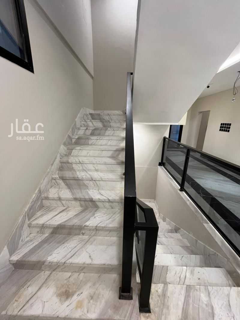 5 bedroom building in Al Hamra, Eastern Province 3