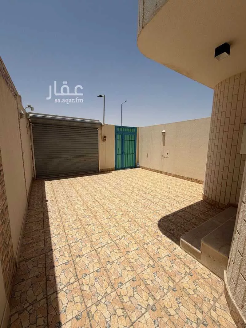 دور 5 غرف في عرقة 7