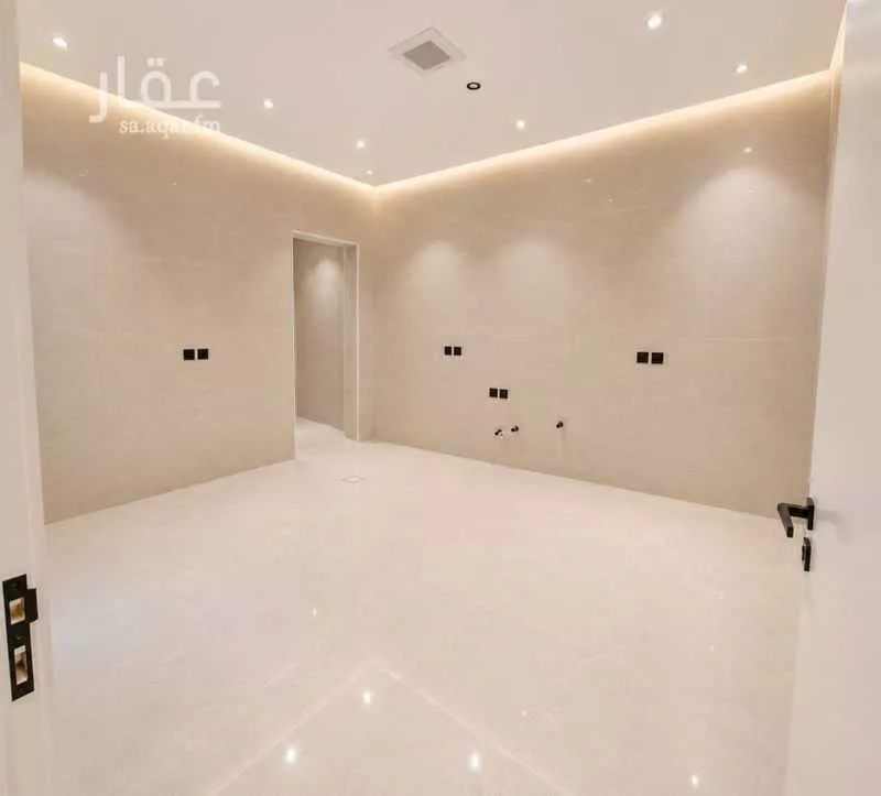 عمارة 174 م² في الرحاب 3