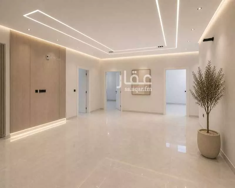 عمارة 174 م² في الرحاب 8