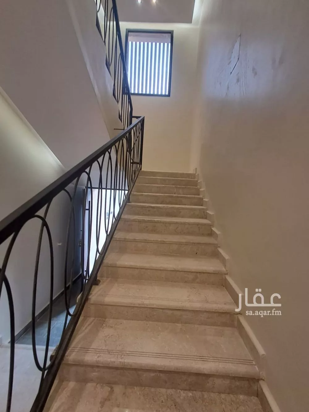 دور 4 غرف في ديراب 12