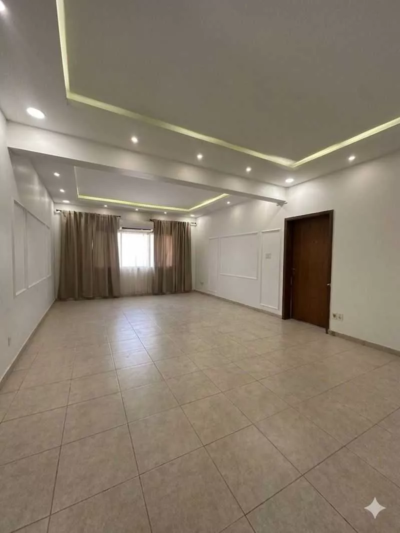 فيلا 4 غرف في الجامعة 4