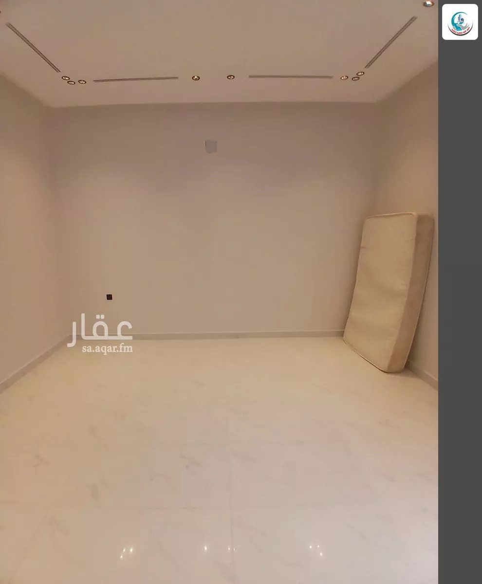 5 bedroom floor in Al Janadriyah 12