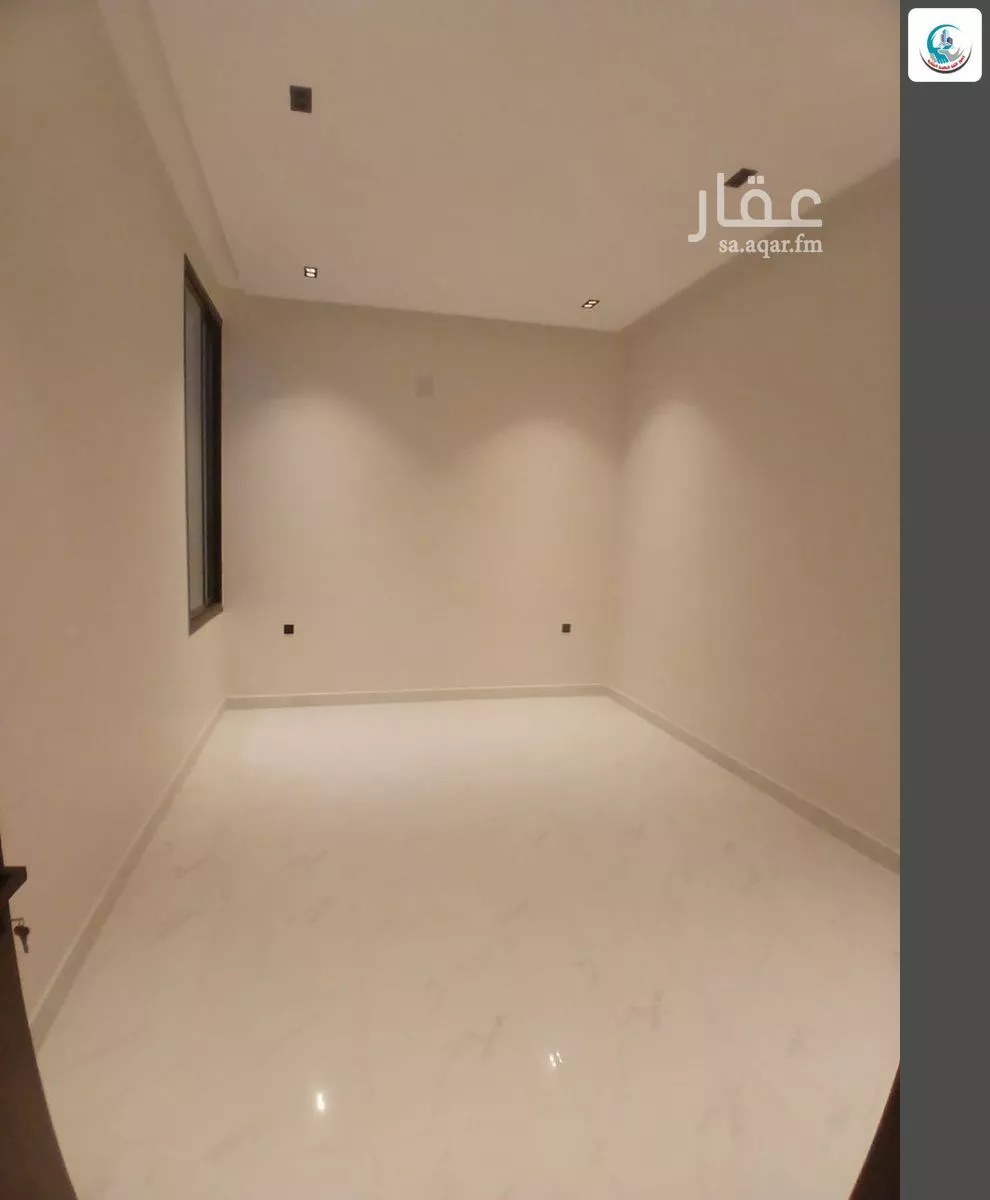 5 bedroom floor in Al Janadriyah 3