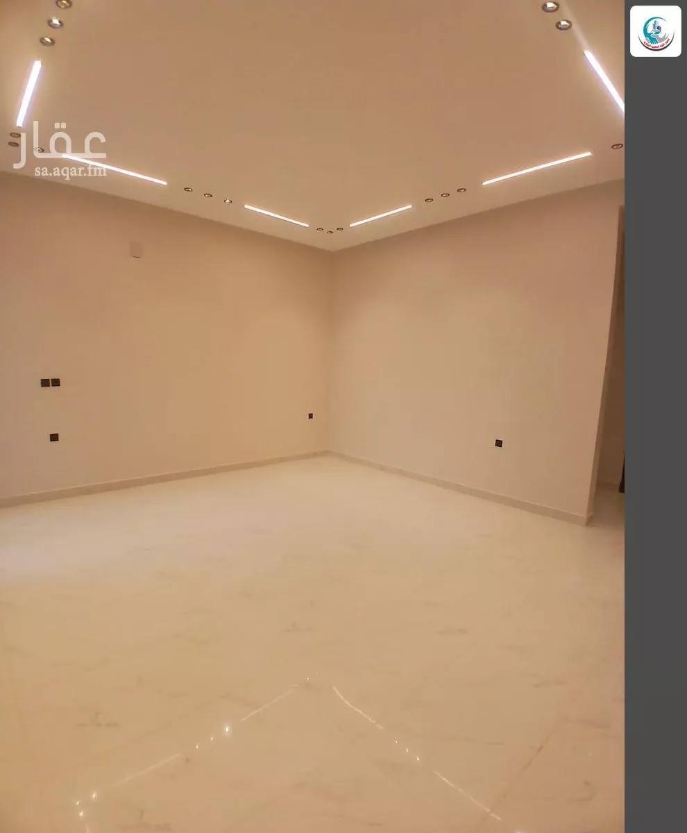 5 bedroom floor in Al Janadriyah 5