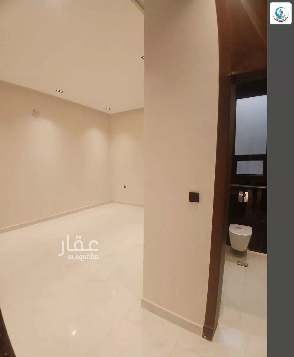 5 bedroom floor in Al Janadriyah 10