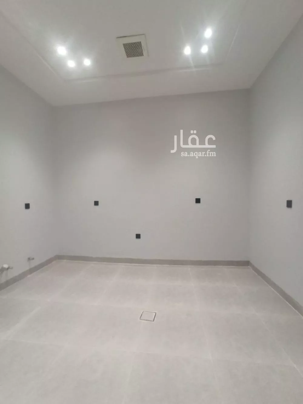 4 bedroom floor in Tuwaiq 5