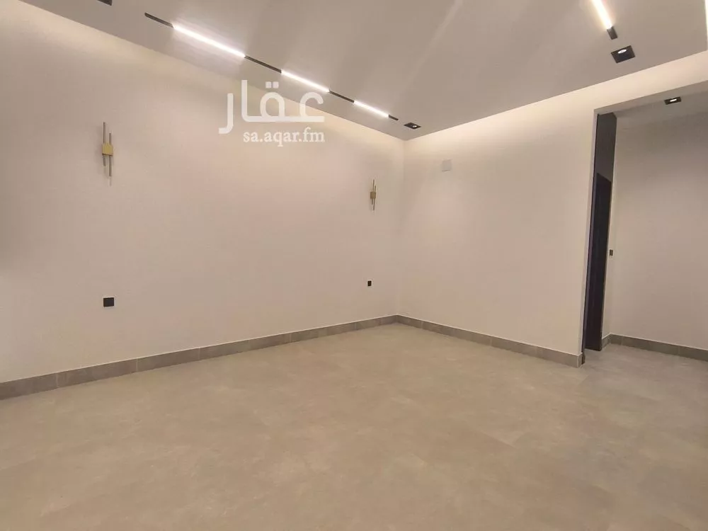 دور 4 غرف في المونسية 8