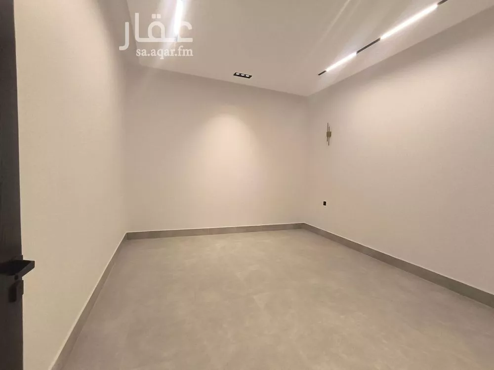 دور 4 غرف في المونسية 9