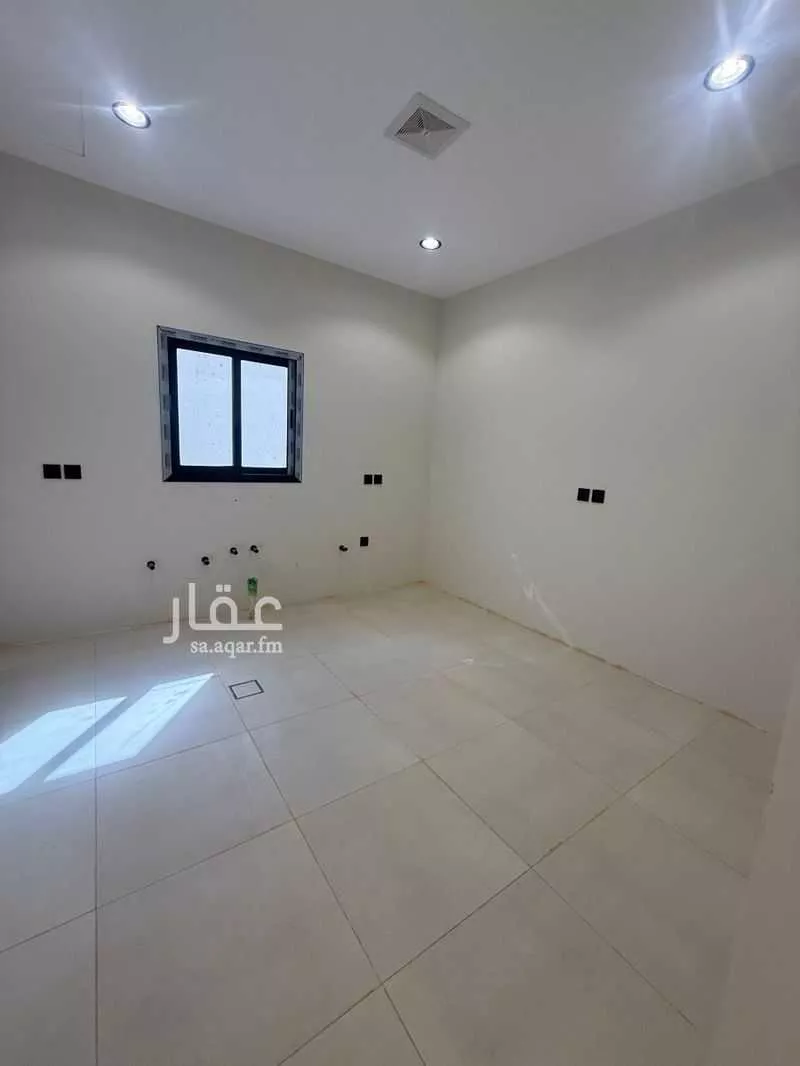 3 bedroom floor in Al Janadriyah 4