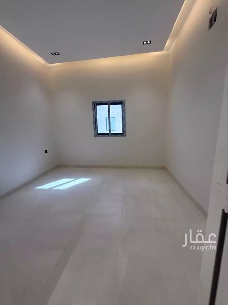 3 bedroom floor in Al Janadriyah 5