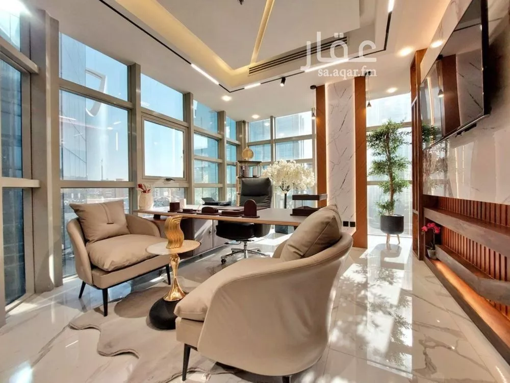 51 sqm office in Al Olaya 20