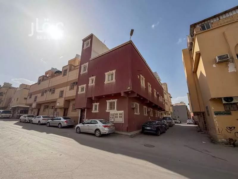 عمارة 124 م² في الشميسي 7