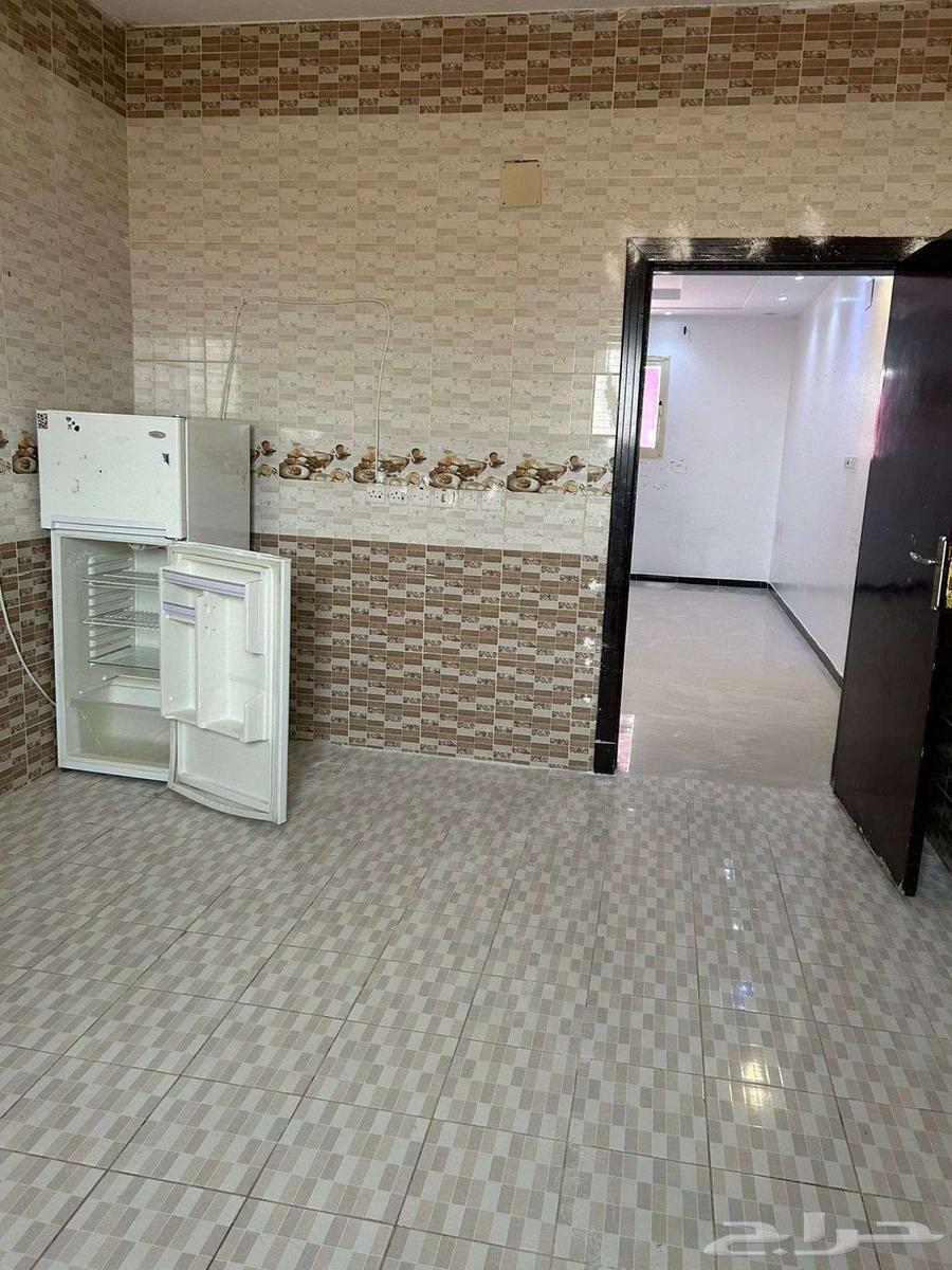 فيلا 8 غرف في طويق 6