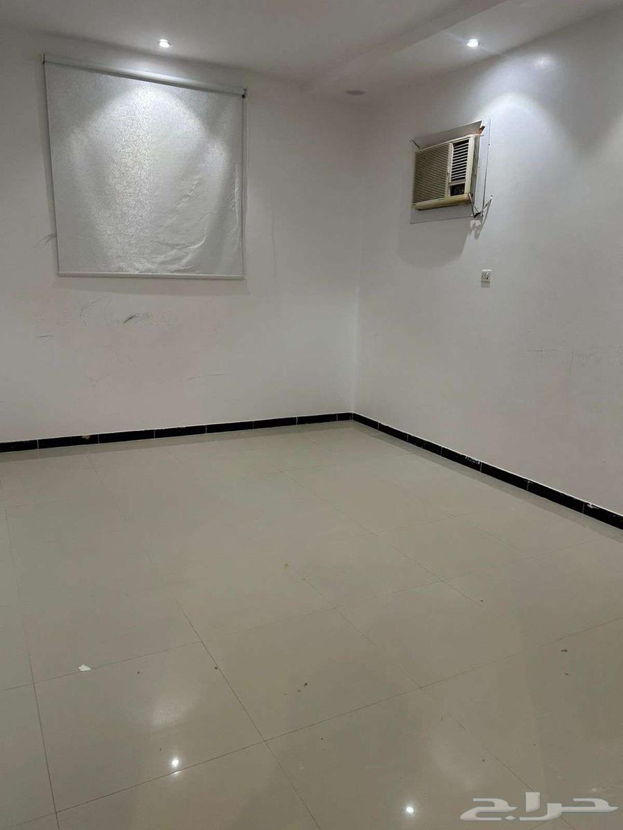 فيلا 8 غرف في طويق 8