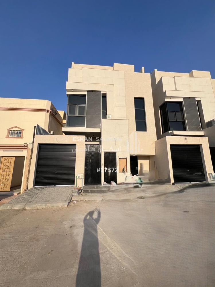 5 bedroom apartment in Granada, Riyadh