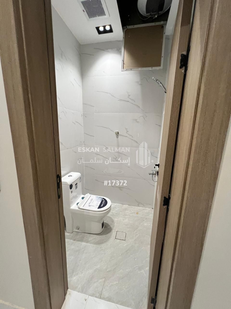 5 bedroom apartment in Granada, Riyadh 6