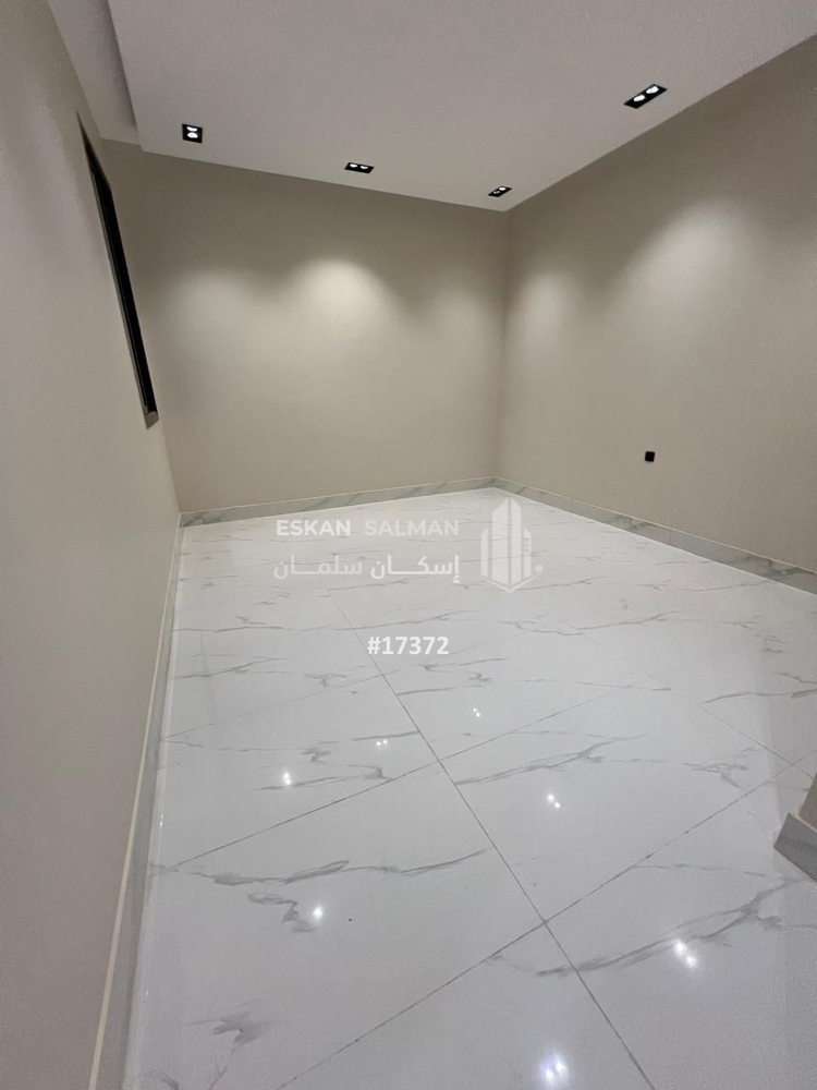 5 bedroom apartment in Granada, Riyadh 9