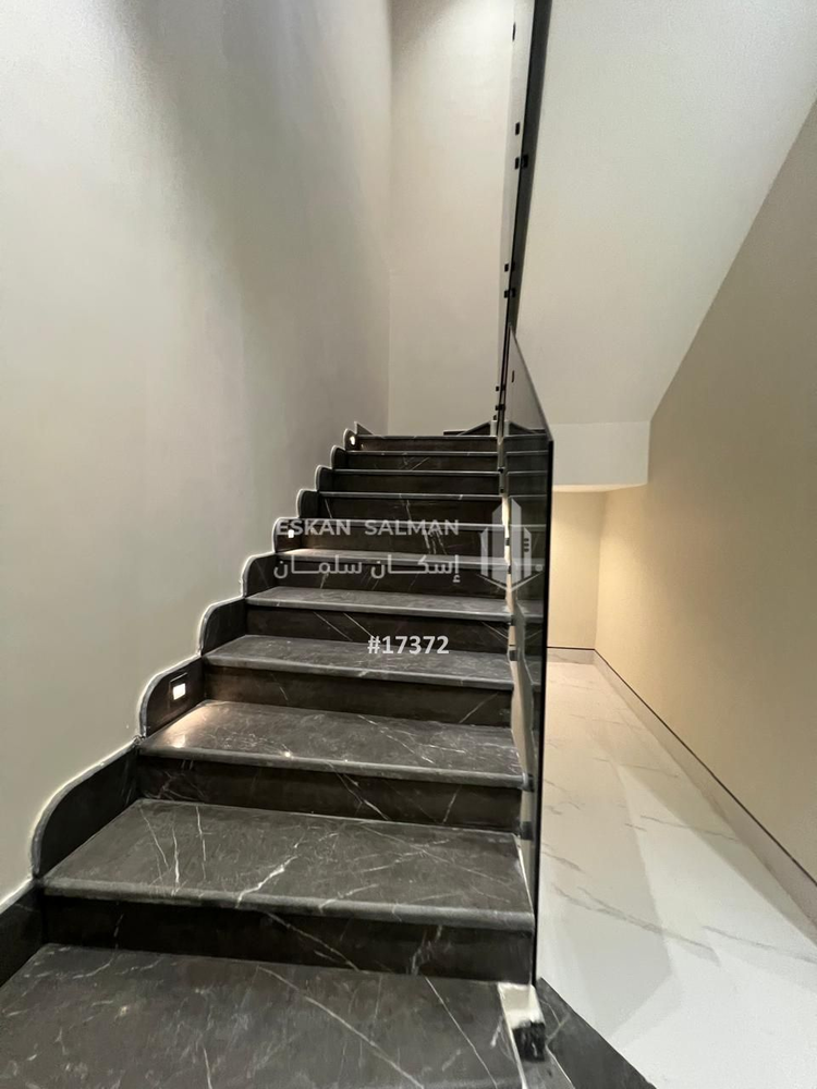 5 bedroom apartment in Granada, Riyadh 10